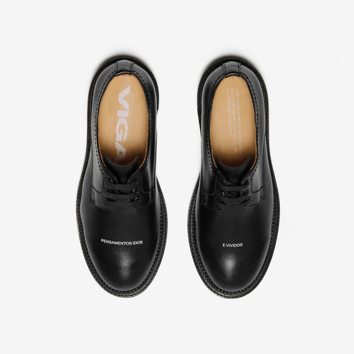 Derby Black "Pensamentos Idos"