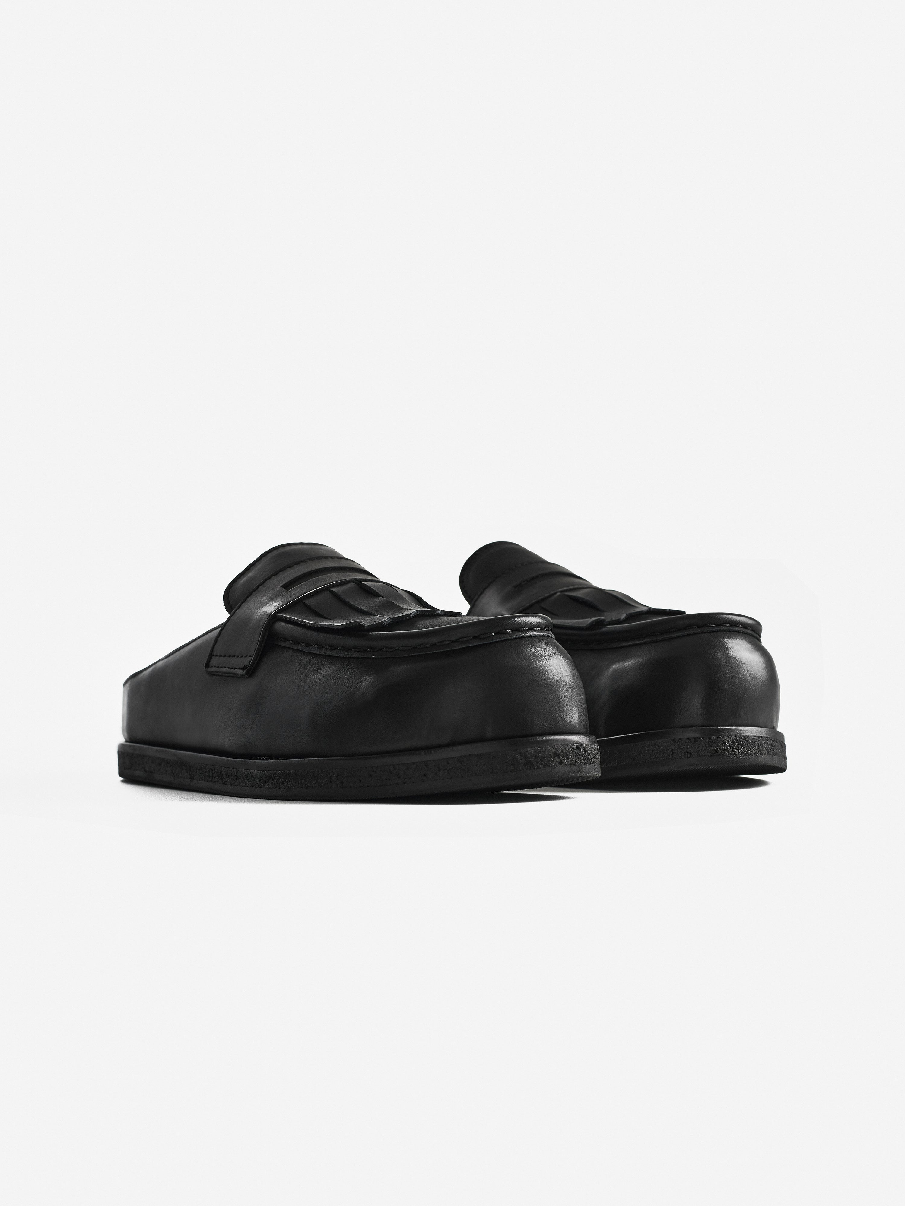 Clog Mule Black