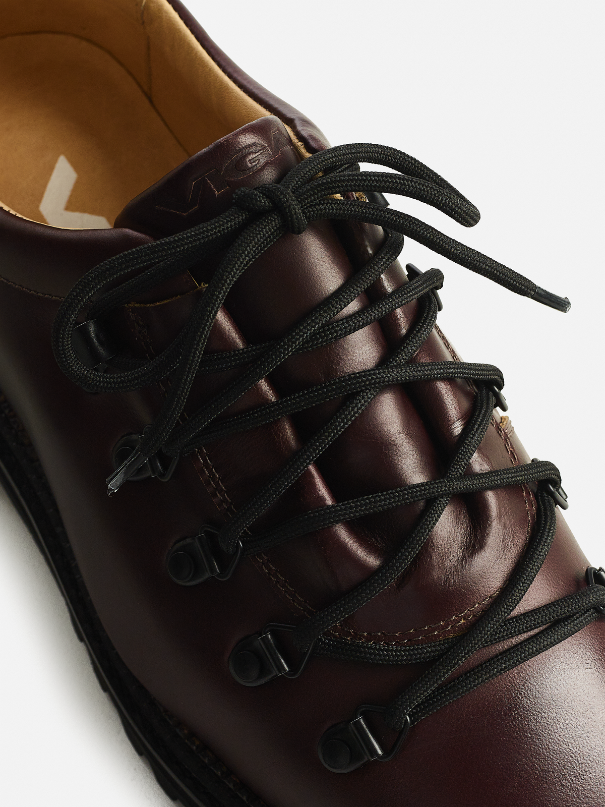 Hiking Boot Lo Pine Nut