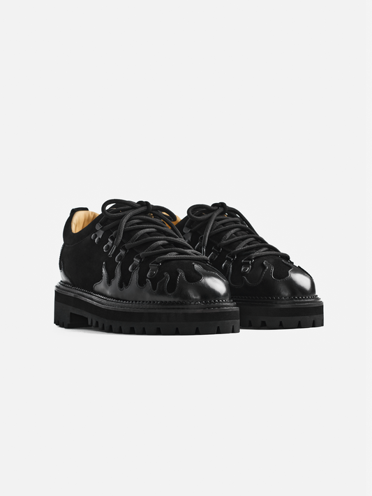 Hiking Flames Full Black