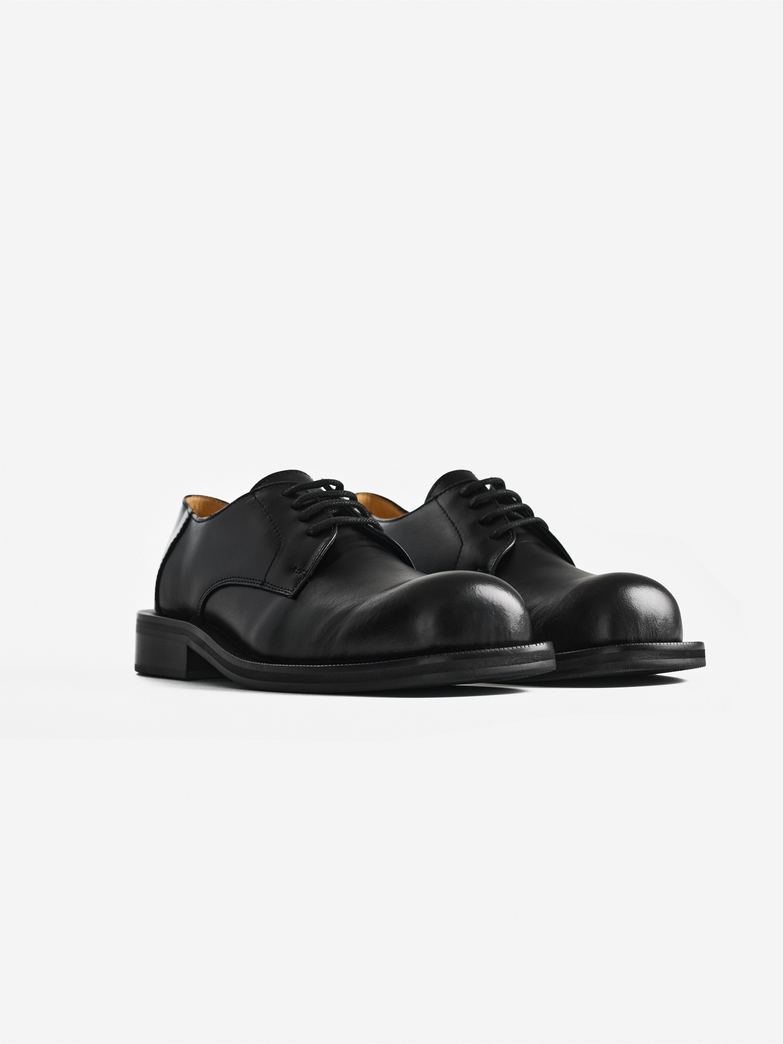 Derby Wide Toe Black