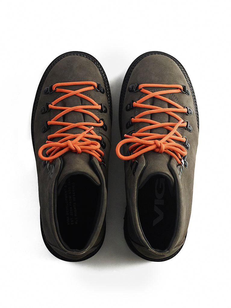 Hiking Boot Mid Concrete Gray